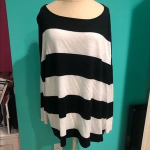 Women’s Express sweater size M